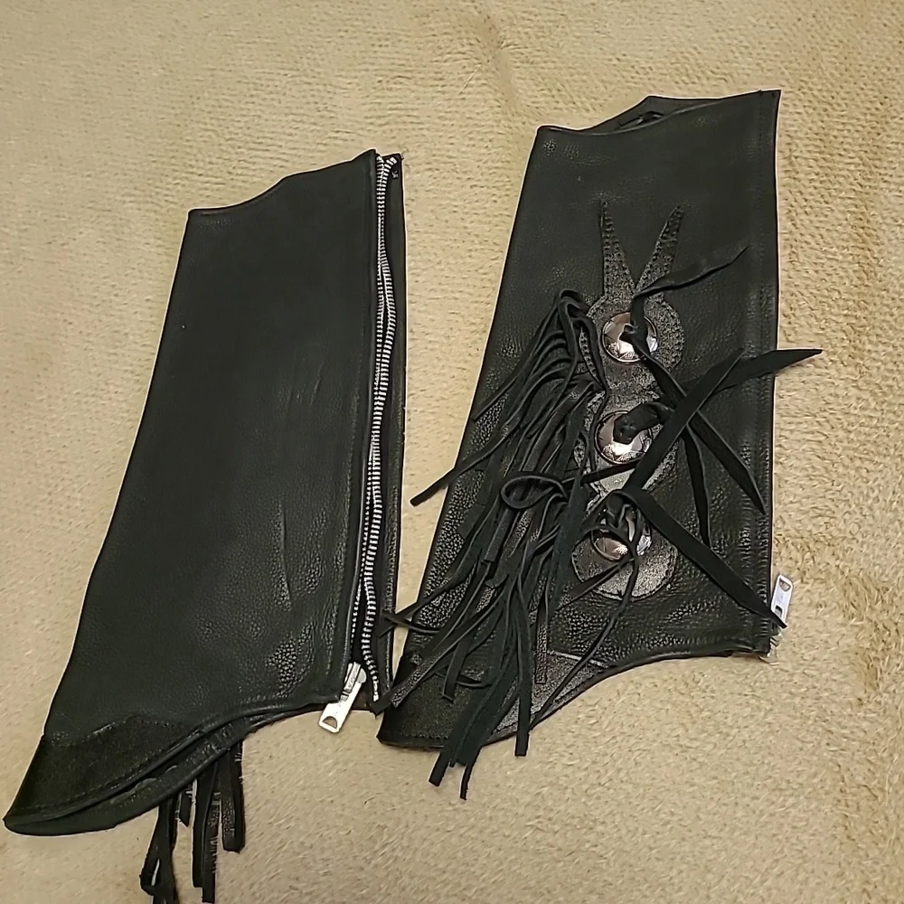 Gauntlets - Picture 1 of 4
